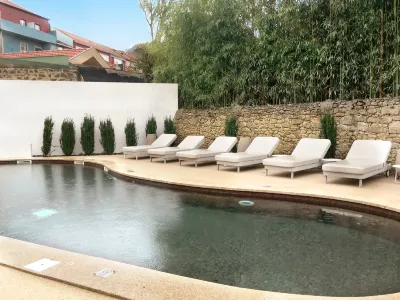 Catalonia Porto Hotels in 