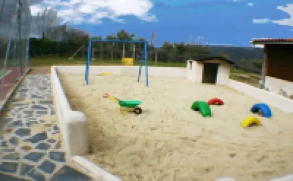 El Canchal de la Gallina -Cafetería -Aparcamiento Gratis - Jacuzzi