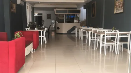 City Hotel Kendari Отели в г. Mandonga