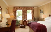 Macdonald Crutherland House Hotels in East Kilbride