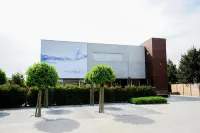 阿誇貝洛住宿加早餐飯店 伊澤海姆住宿飯店