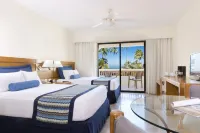 Plaza Pelicanos Grand Beach Resort All Inclusive