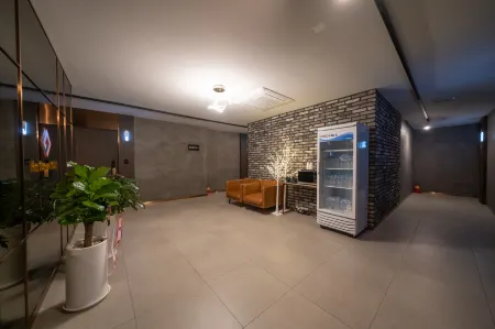 Ansan (Evergreen Tree) the Gray Отели рядом с достопримечательностью «Ansan Botanical Garden»