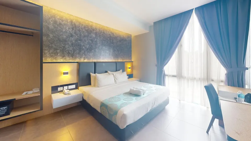 Solid Hotels
