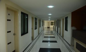 Hotel Galaxy Residency