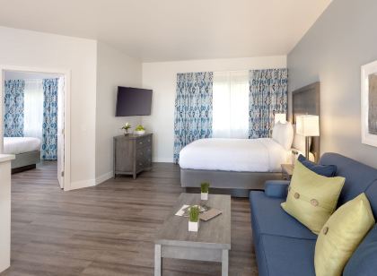 Beachfront Inn and Suites at Dana Point