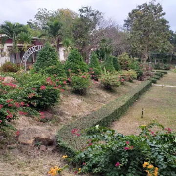 Raisubsomboon Resort