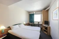 Hôtel Ibis Poitiers sud Hôtels à : Vivonne
