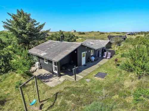 "Allydia" - 400m from the Sea Hotels in Oksbol