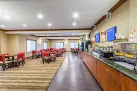 Comfort Inn & Suites Gillette Near Campbell Medical Center - sarapan