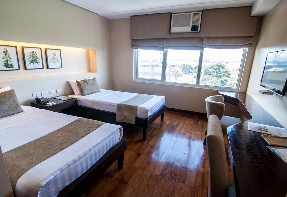 El Cielito Hotel Sta. RosaOver view