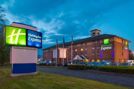 Holiday Inn Express Birmingham - Oldbury Отели в г. Олдбери