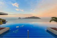 Courtyard Mazatlan Beach Resort - Pools