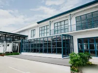 Sooknirund Hotel Hotels near Wat Phra Kaew