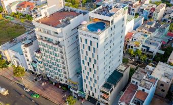 Merry Land Hotel Da Nang