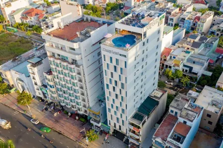 Merry Land Hotel Da Nang