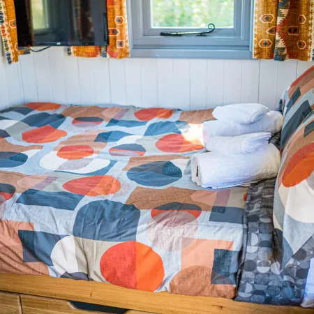The Hideaway Hut - 1 Bed Shepherds Hut - Hereford