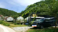 Andong Looksglampingandpam - Pools
