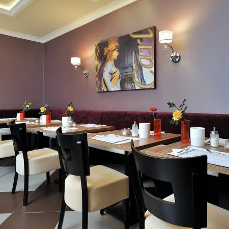 Carlton Hotel Buda Castle