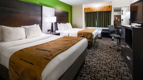 Best Western Crown Inn  Suites