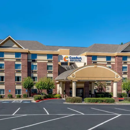 Comfort Inn & Suites Suwanee - Sugarloaf