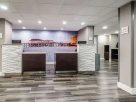 La Quinta Inn & Suites by Wyndham Myrtle Beach - N Kings Hwy Hotels in Myrtle Beach