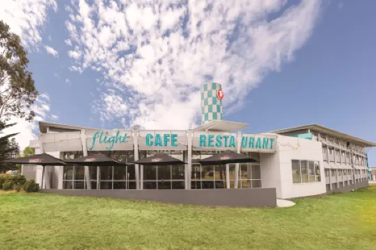 Mantra Hobart Airport