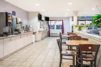 Microtel Inn & Suites by Wyndham Claremore