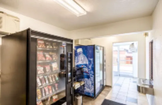 โมเทล 6 เร็ดดิ้ง แคลิฟอร์เนีย - เซ็นทรัล