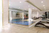 Somerset City Centre Atyrau - Pools