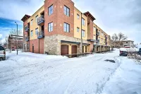 Main St Bozeman Condo - Walk to Parks and Eateries!