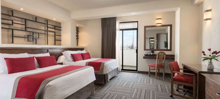 Ramada Plaza by Wyndham Leon Hotel di Leon