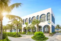 Wyndham Hoi An Royal Beachfront Resort & Villas Hotels in Dien Ban