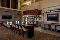 Embassy Suites by Hilton Boston Waltham - С баром