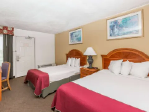 Days Inn by Wyndham West des Moines / Clive Hotels in Clive