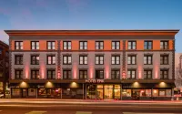 Hotel Epik