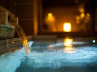 Super Hotel Thilawa - suối nước nóng