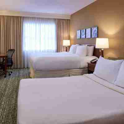 Chicago Marriott Midway Rooms