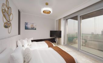 Maison Privee - Ultra Chic High-Floor Apt w/ Direct Burj Khalifa & Fountains Views