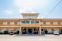Nokyungthong Hotel Hôtels à : Si Thep