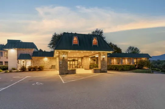 Best Western Plus Waterbury - Stowe Hotels in Washington County