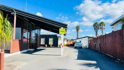18th Avenue Thermal Motel Hotels in Te Puna