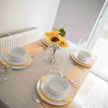 Buchanan House Sasco Apartments Dining/Meeting Rooms