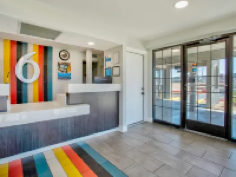 モーテル 6 キングマン アリゾナ - ルート 66 イースト キングマンのホテル