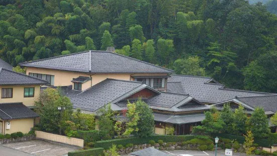 Kanazawa Yuwaku Onsen Yunode Ryokan