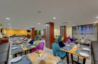 Click Hotel Guwahati - breakfast