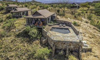 Zulu Rock Lodge - Babanango Game Reserve