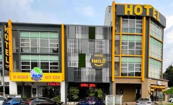 Smile Hotel Seri Kembangan