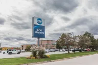 Best Western Inn on the Bay - Bãi đậu xe