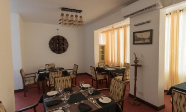 Pearl Royal Hotel, Colombo